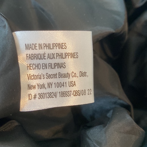 Victoria Secret Bag - Picture 7 of 8